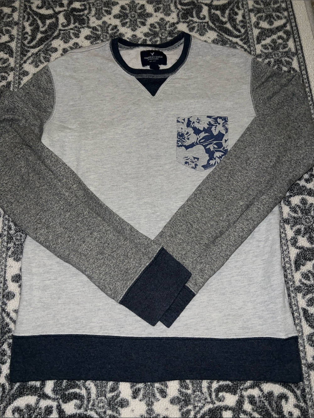 American Eagle Sweatshirt